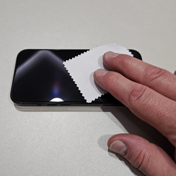 Trockenreinigung Easy Stick Displayschutzfolie mit Montagerahmen und Entstaubungsfolie für iPhones