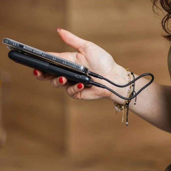 iPhone Ladekabel USB-C sehr kurz mit 25 Zentimeter cm FORCELL F-ENERGY C338 auf Powerbank  schwarz online kaufen